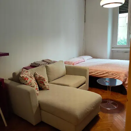 Hotel apartamentowy Falcon Studio Polimi